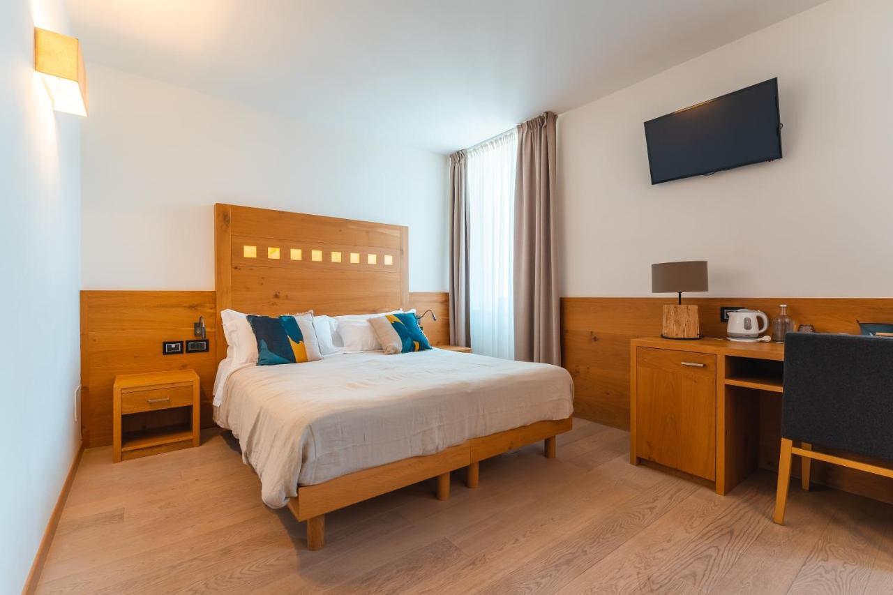 Albergo Caffe Centrale Mezzocorona Εξωτερικό φωτογραφία